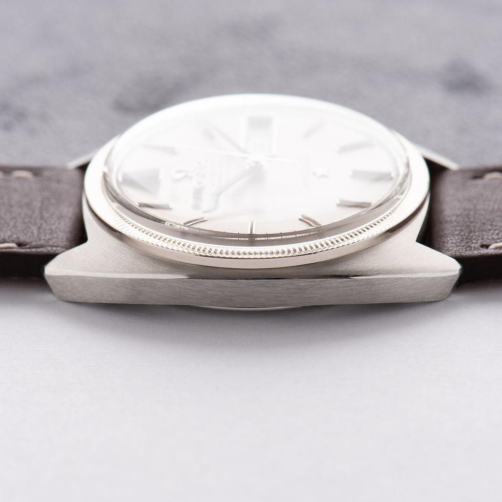 Thumbnail: Omega Constellation Chronometer Linen Silver dial C-shape from 1968 Réf 168.029