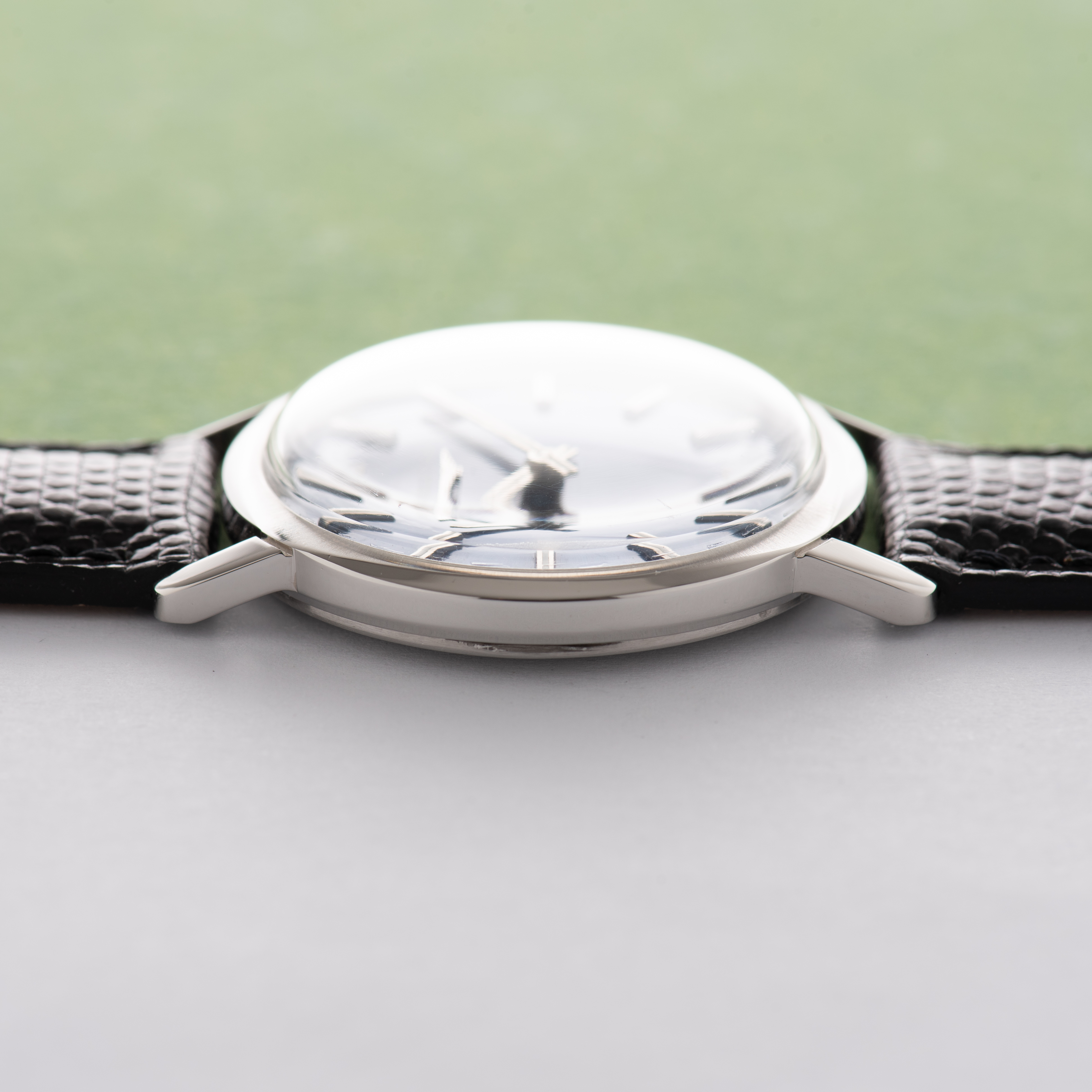 Vue de Longines Dress Watch blue dial Cal 428 Réf 1001-1