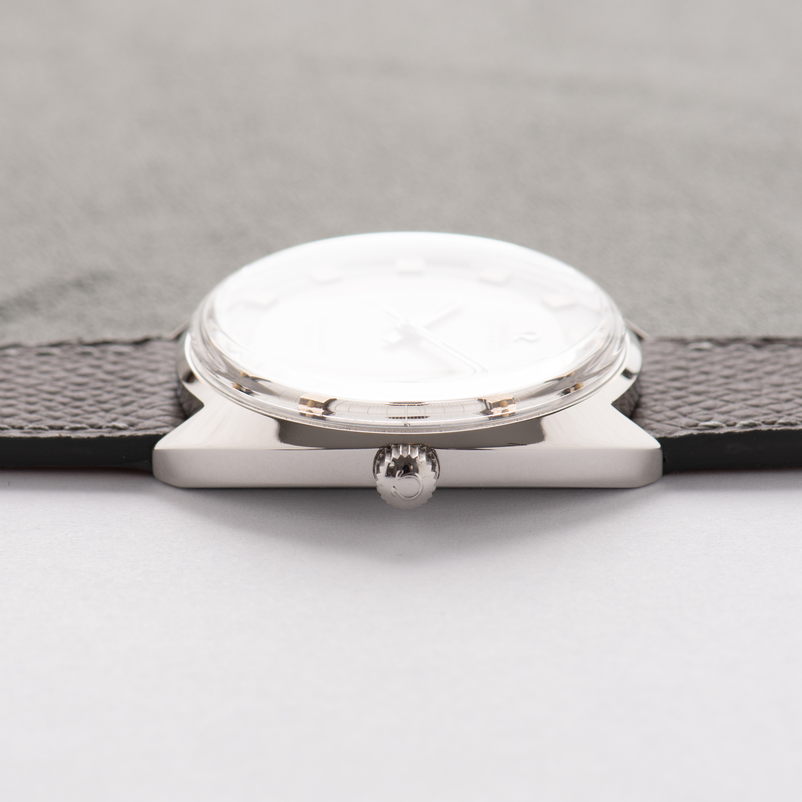 View of Omega Automatic Seamaster Cosmic Grey Dial Ref 166.026 cal 565 from 1968