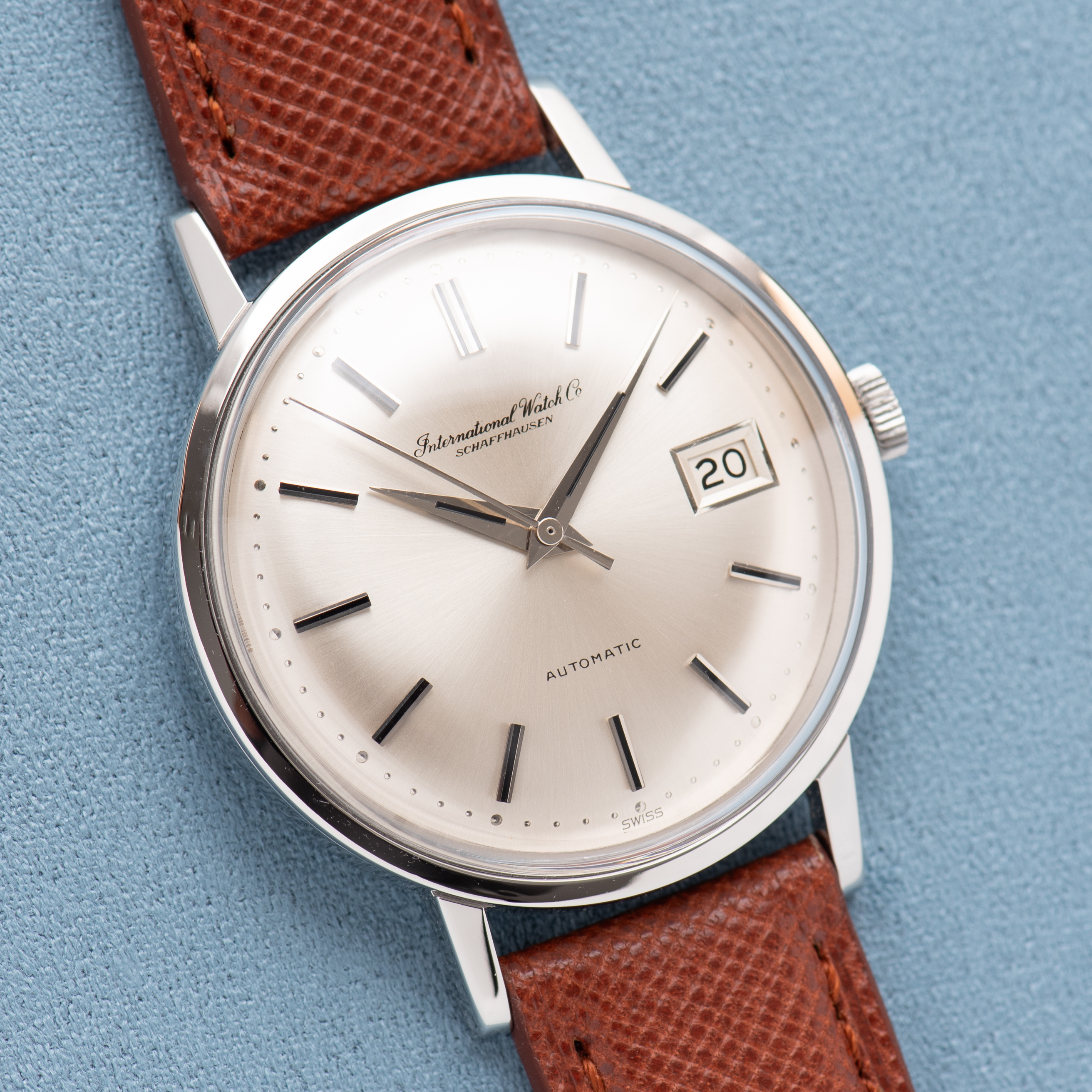 View of IWC Jumbo Automatique Silver Dial cal 8541 réf R805A
