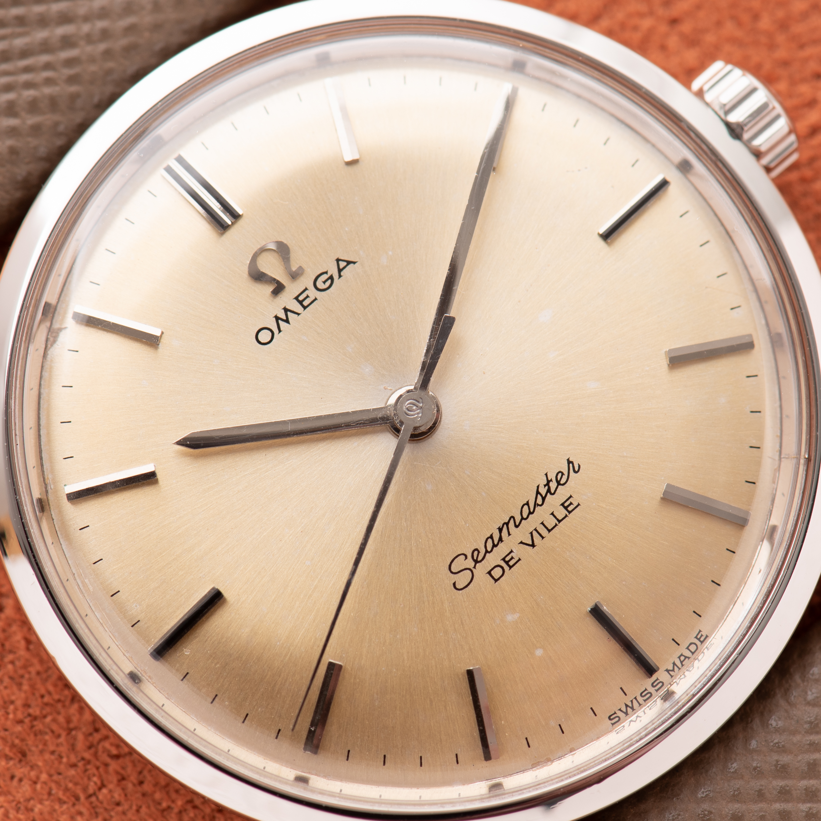 View of Omega Seamaster De Ville Steel Réf 135.020 from 1962