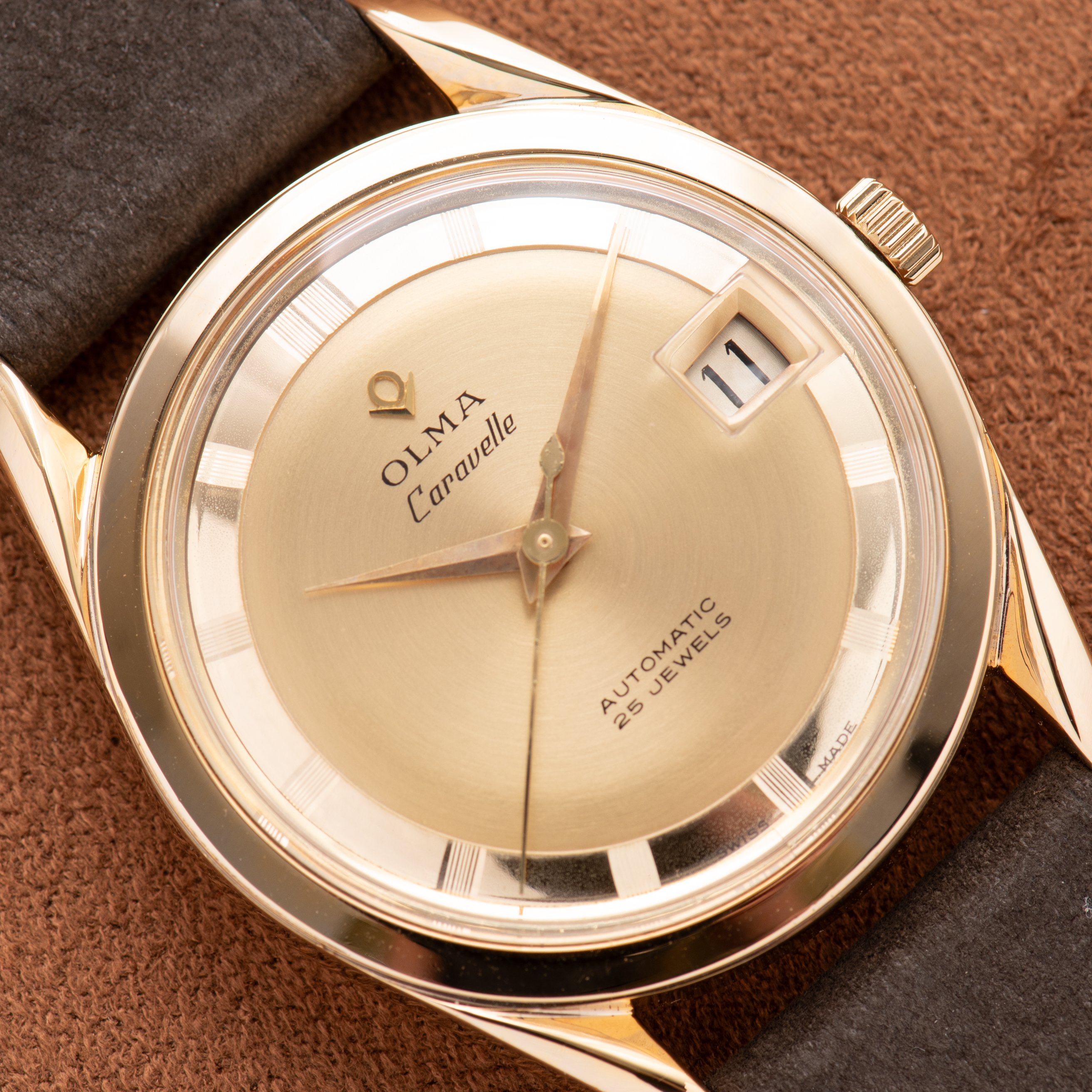 View of Olma Caravelle Automatic 25jewels Super Compressor "Twisted Lugs"