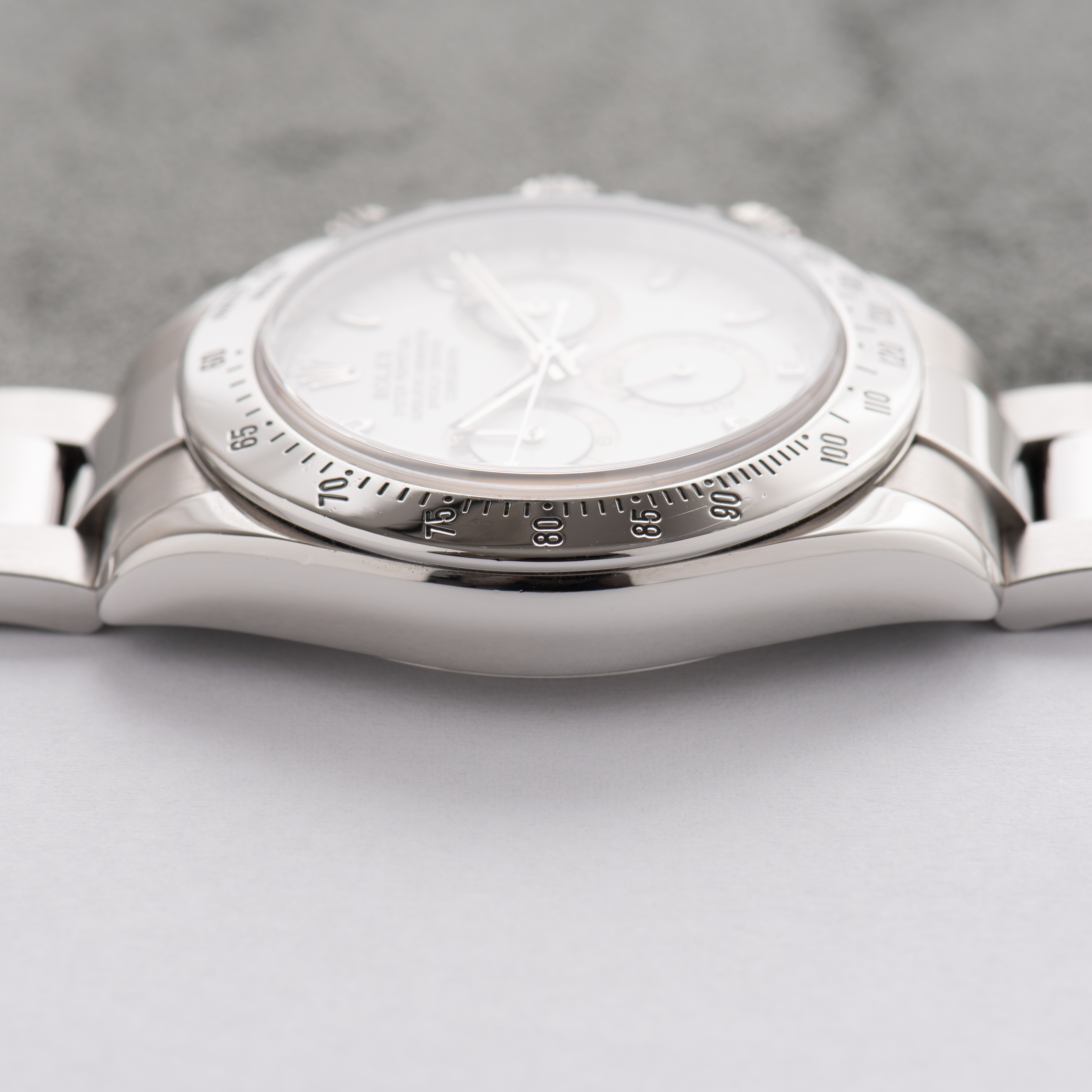 Zicht op Rolex Oyster Perpetual Daytona Cosmograph ref 116520 Volledige set vanaf 2010