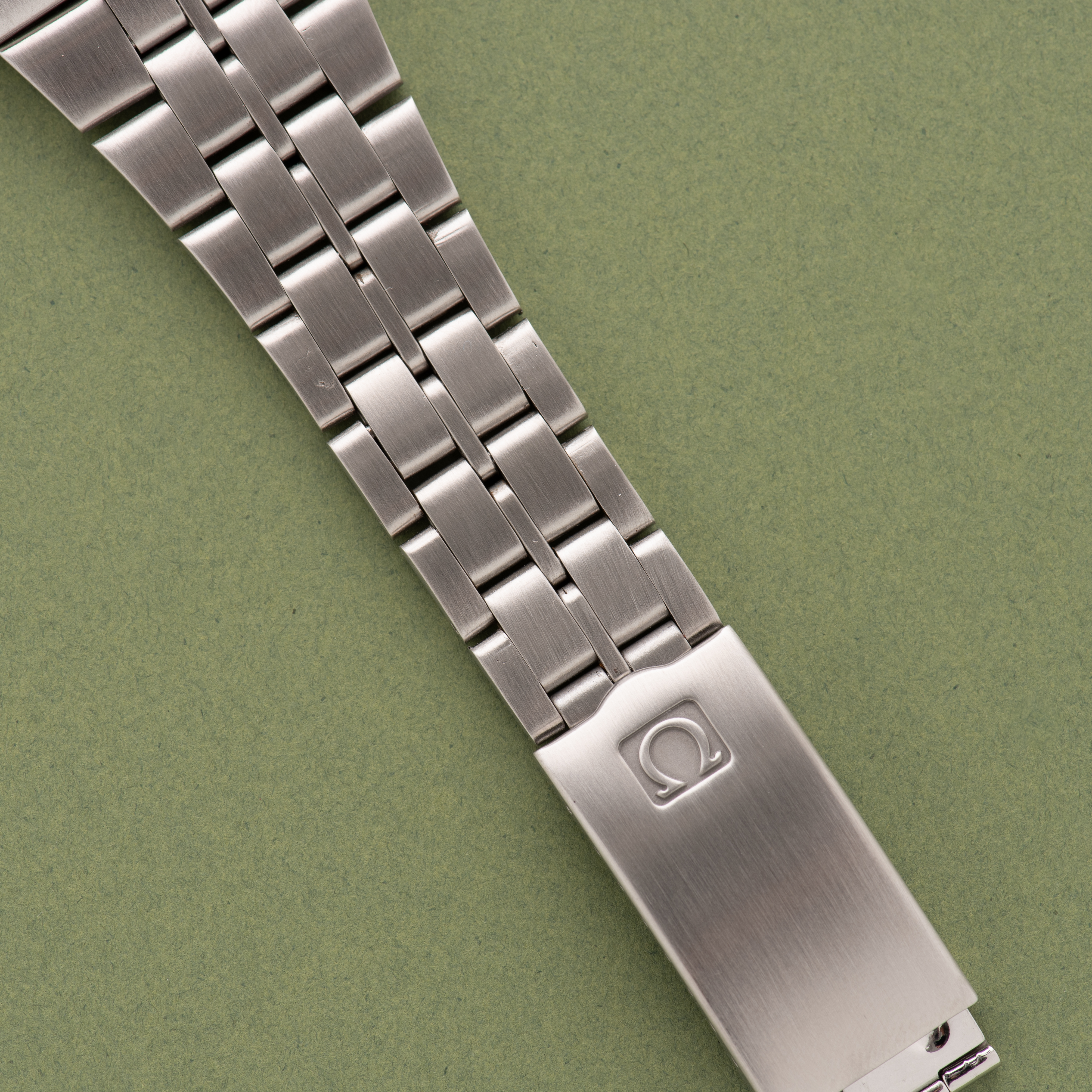 Vue de Omega Constellation Automatic Chronometer cal 1001 réf 168.047 from 1969