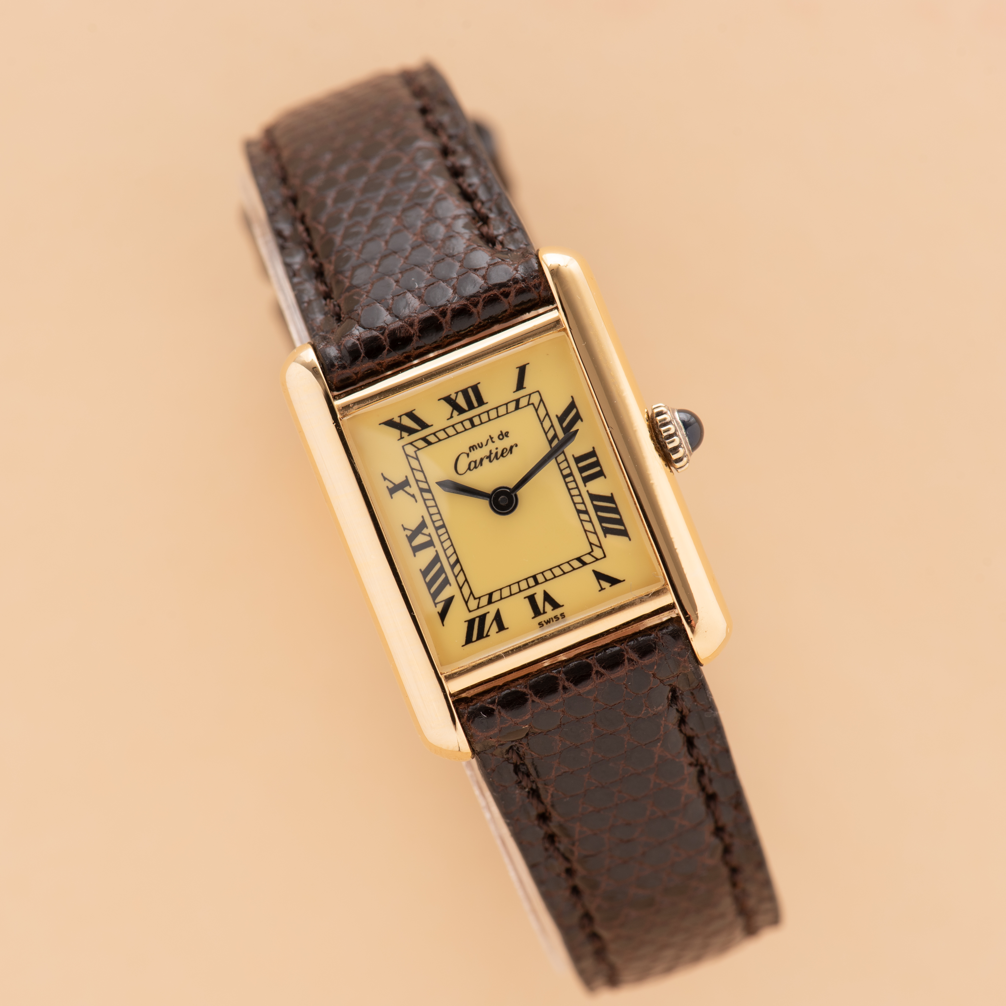 Zicht op Cartier Must by Tank Vermeil Roman Lemon Dial FULL SET van 1980