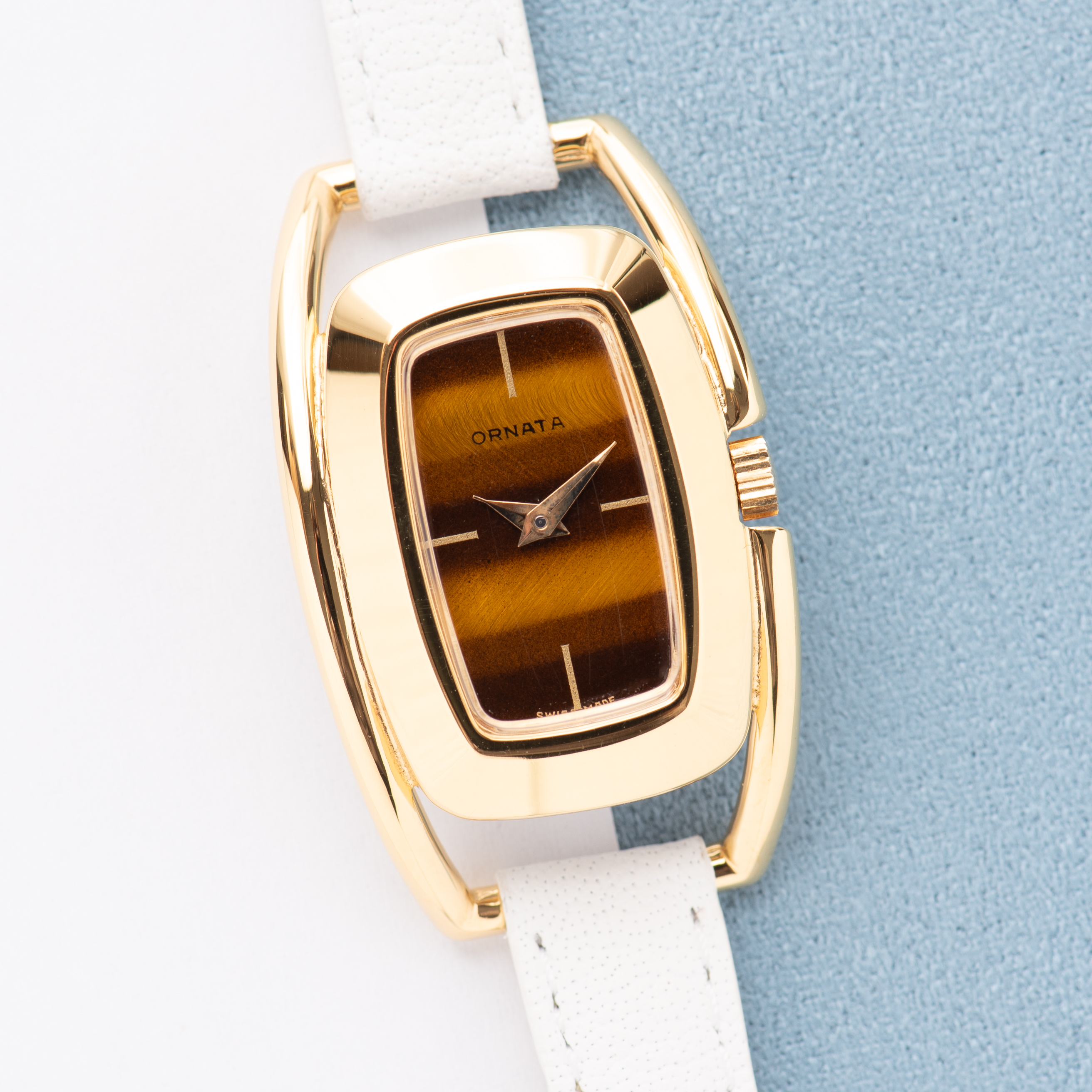 View of ORNATA Etrier Caramel Dial Mécanique