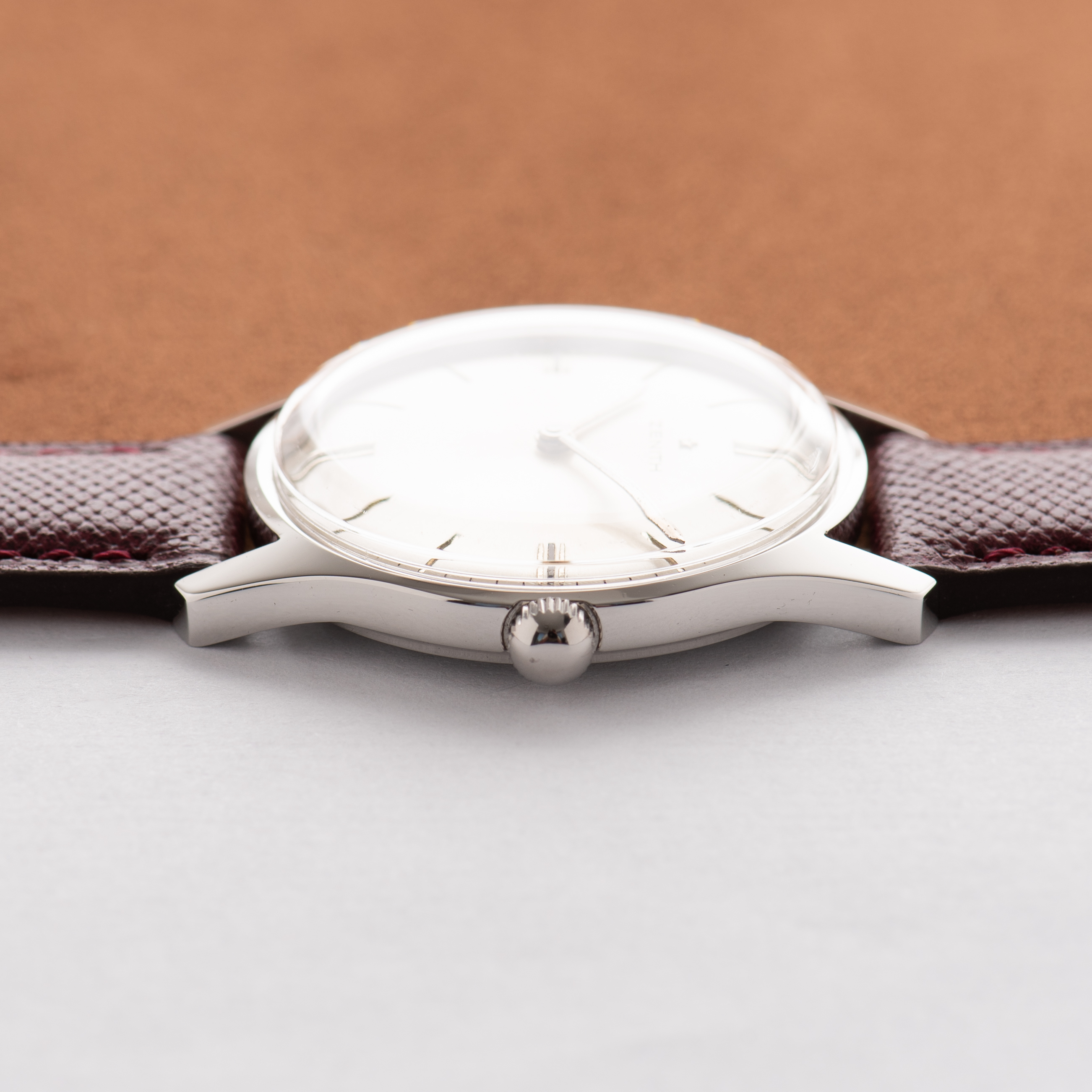 Vue de Zenith mécanique Silver dial cal 2540 réf 1113809
