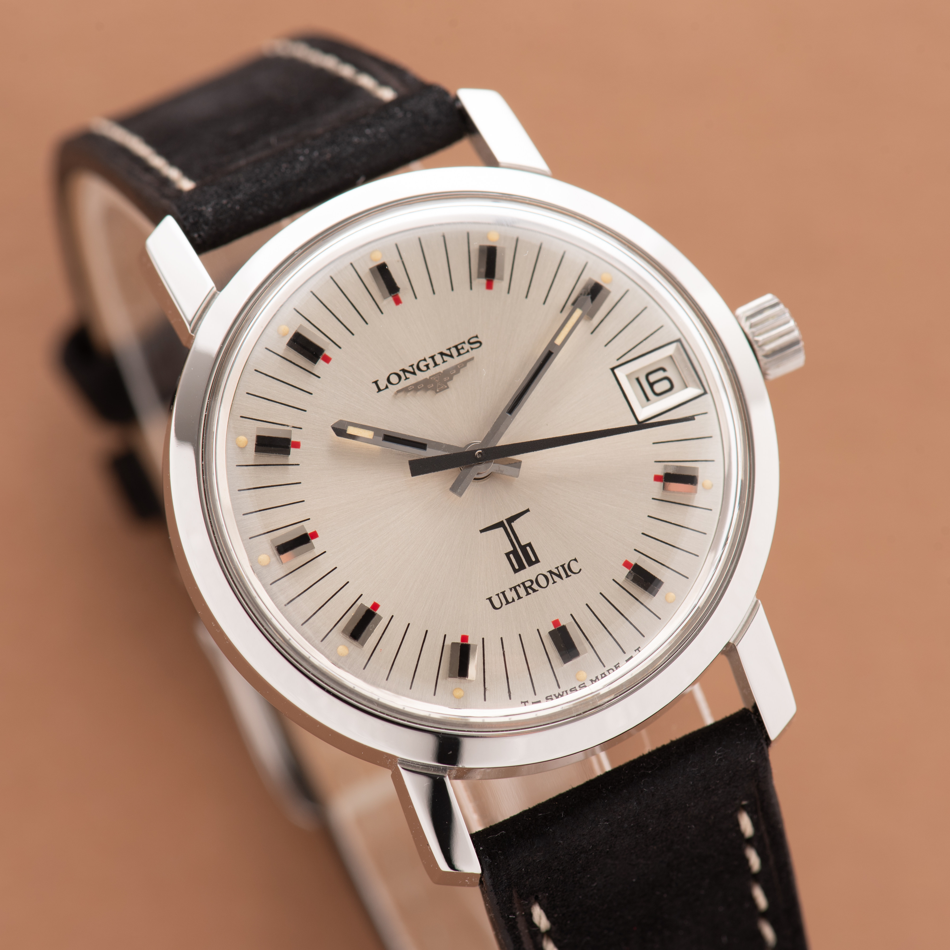 Zicht op Longines Ultronic ref 8623-1 cal 6312