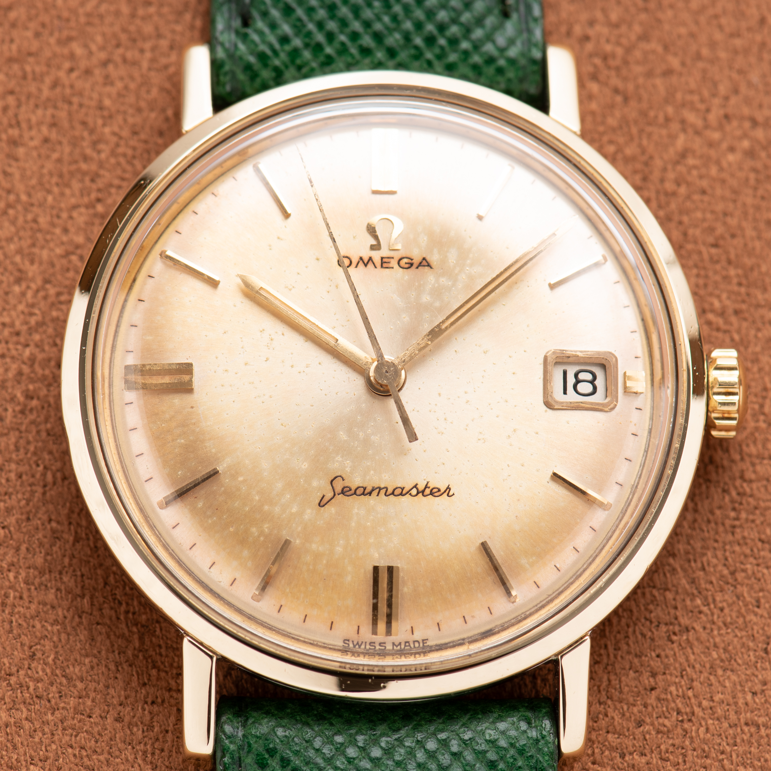 View of Omega Seamaster ‘Pre De Ville’ mécanique réf 14775-61SC from 1961