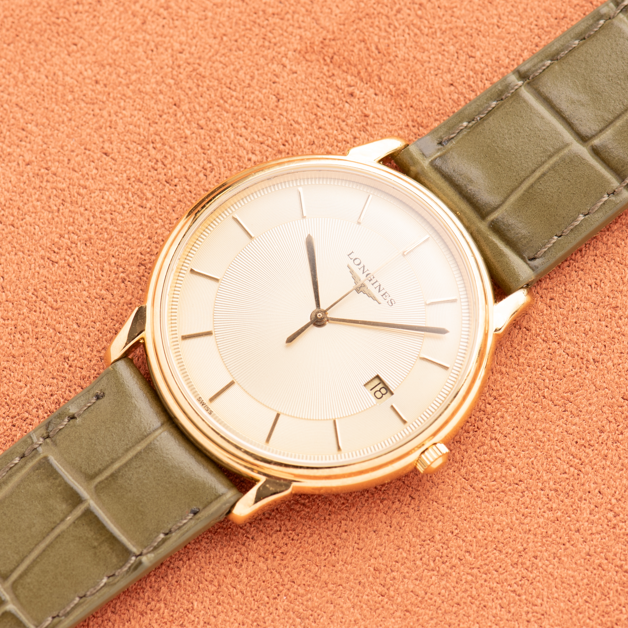 View of La Grande Classique Quartz Gold Plated – Ref. L4.677.2 – Circa 1990