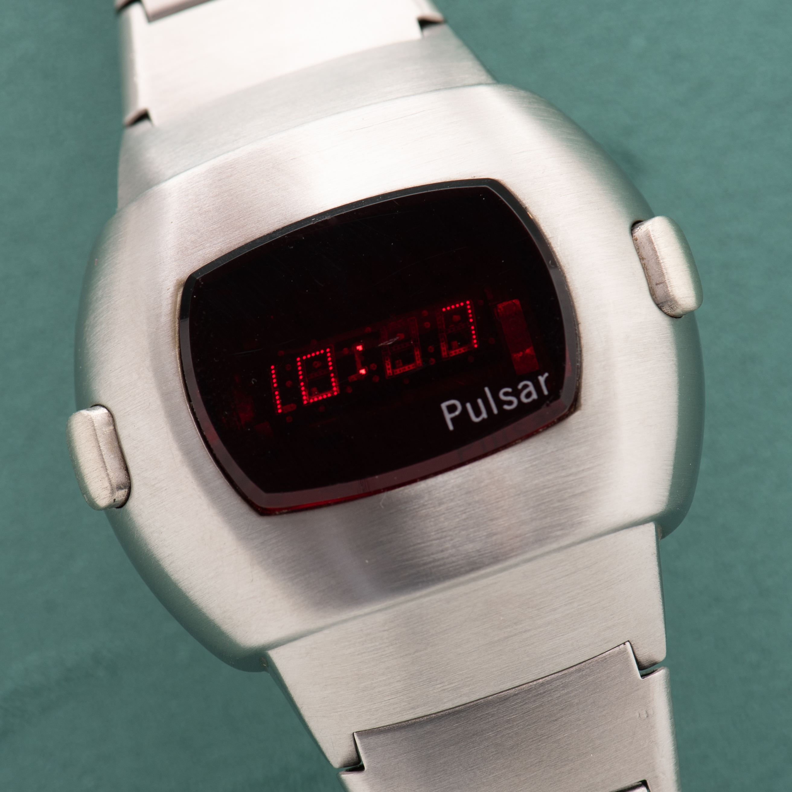 View of Pulsar P3 Time Computer "James Bond" from 1973