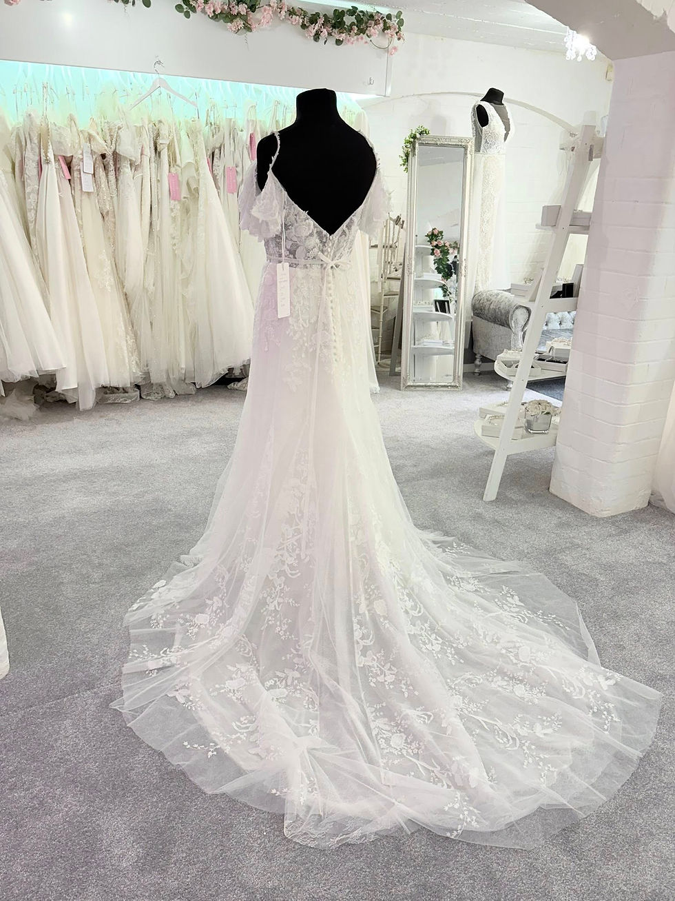 Thumbnail: Pre-Loved Bridal Kolin Weaver 'KC006' Wedding Dress