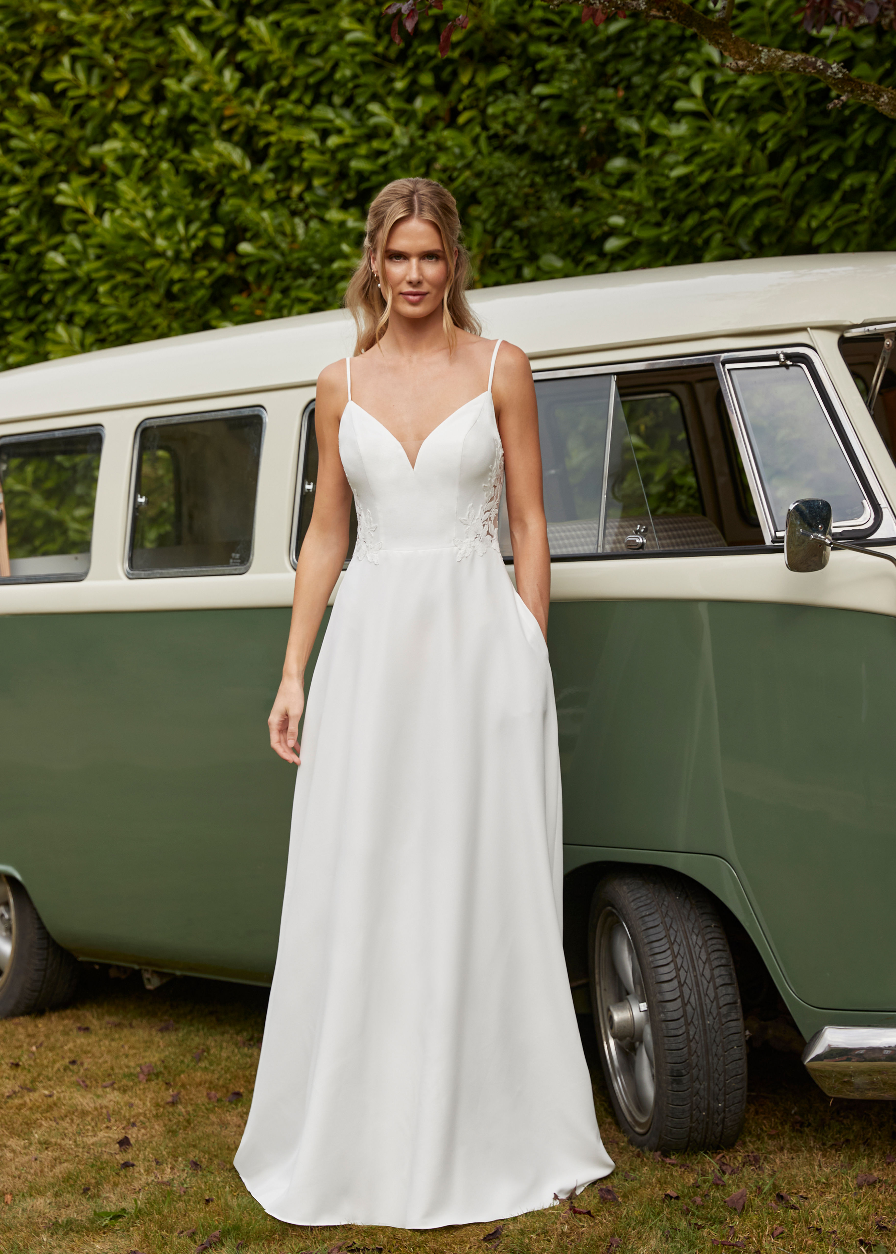 Pre-Loved Bridal Boutique Romantica Pure Bridal PB92505 Wedding Dress