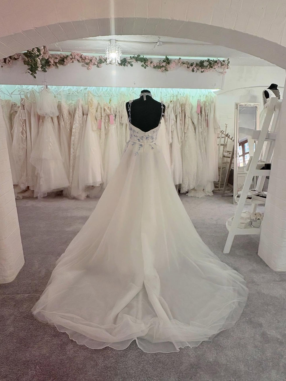Thumbnail: Pre-Loved Bridal Kolin Weaver 'KC010' Wedding Dress