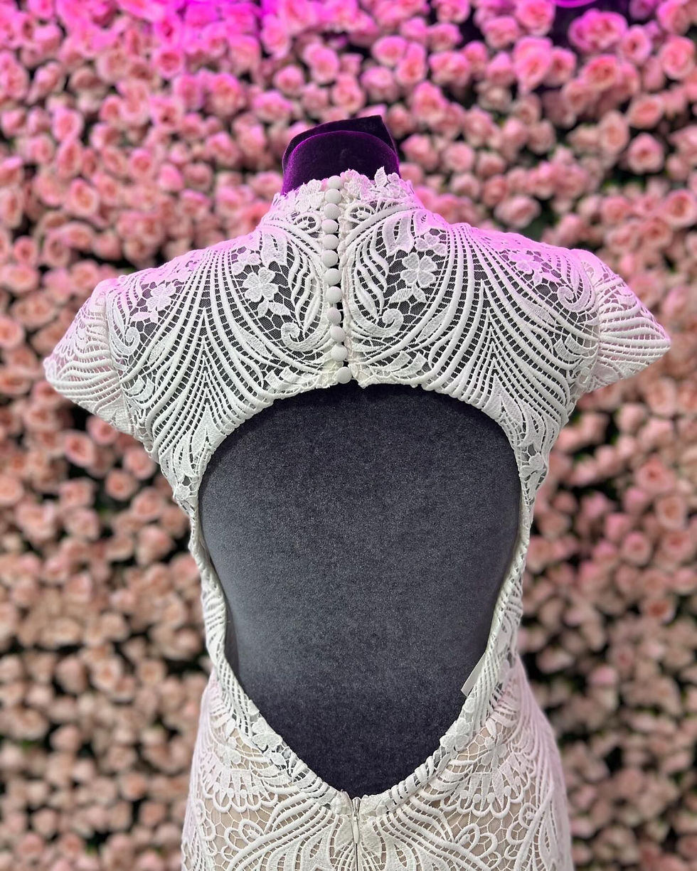 Thumbnail: Pre-Loved Bridal Ronald Joyce 'Keahi' Wedding Dress