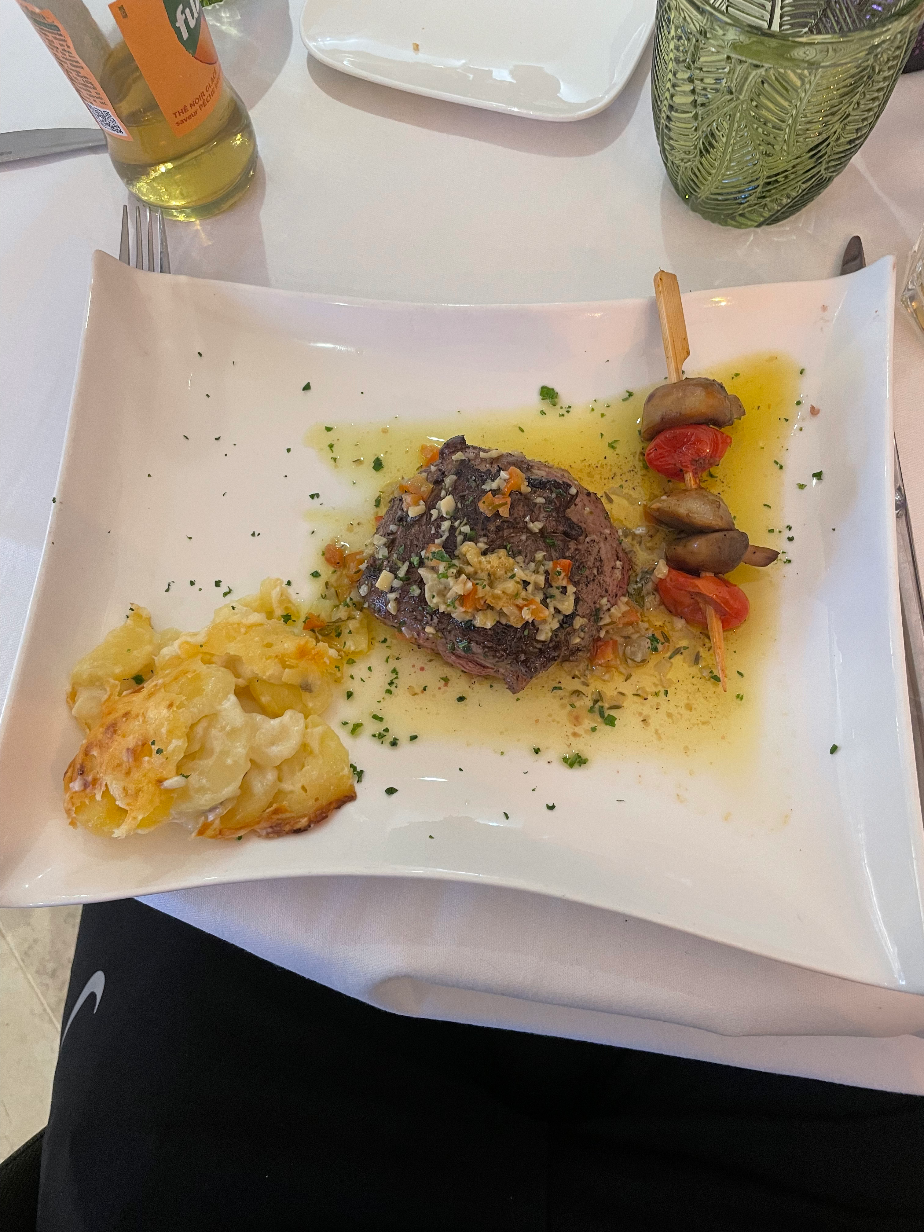 À table