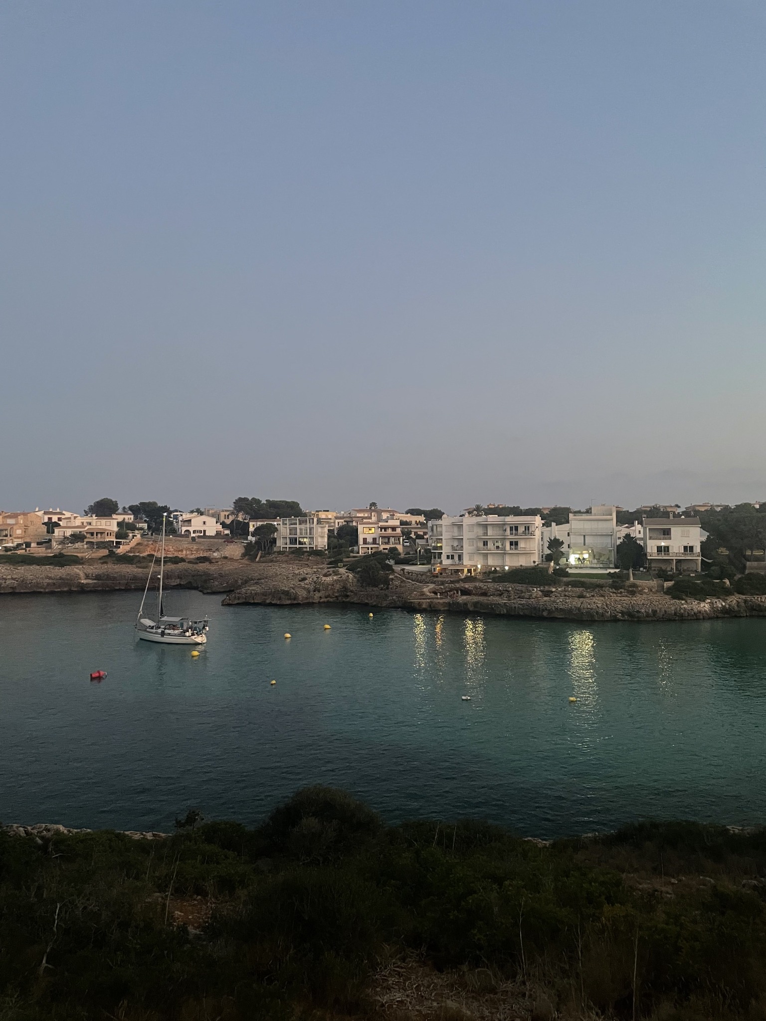 Le calme du rivage