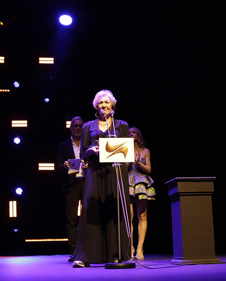 M JESÚS HOYOS 2.JPG