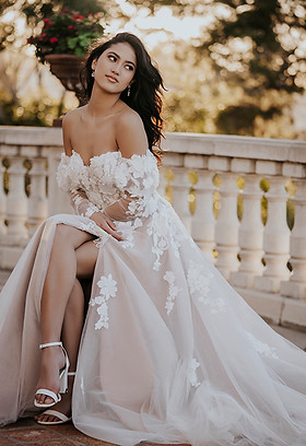 Wedding Dresses Toronto | Bridal Shops Toronto | Blu Ivory Wedding Dresses Toronto | Bridal Shops Toronto | Blu Ivory
