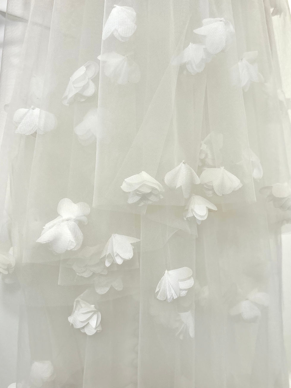 Thumbnail: Freesia veil