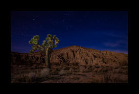 PPLAC_11_18_109953_2_---- Moonrise Over Red Rock Canyon.jpg
