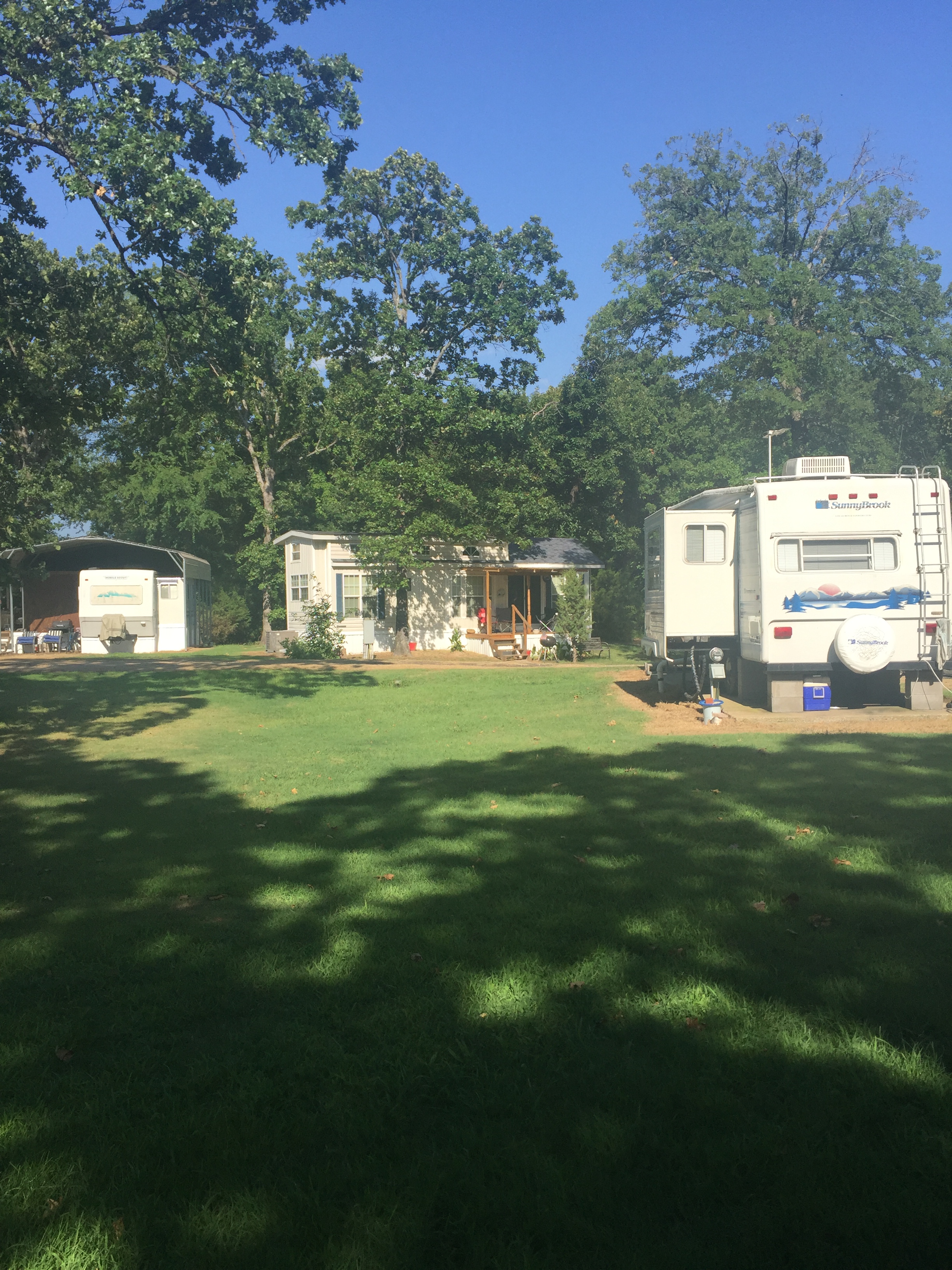 THE OAKS OF YANTIS RV Park Lake Fork