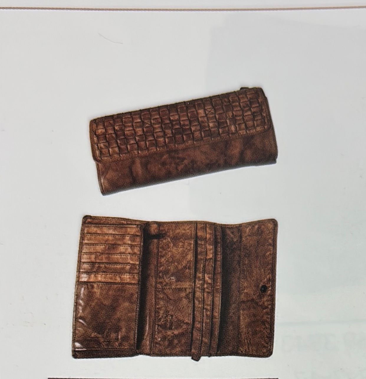 ארנק עור קלוע