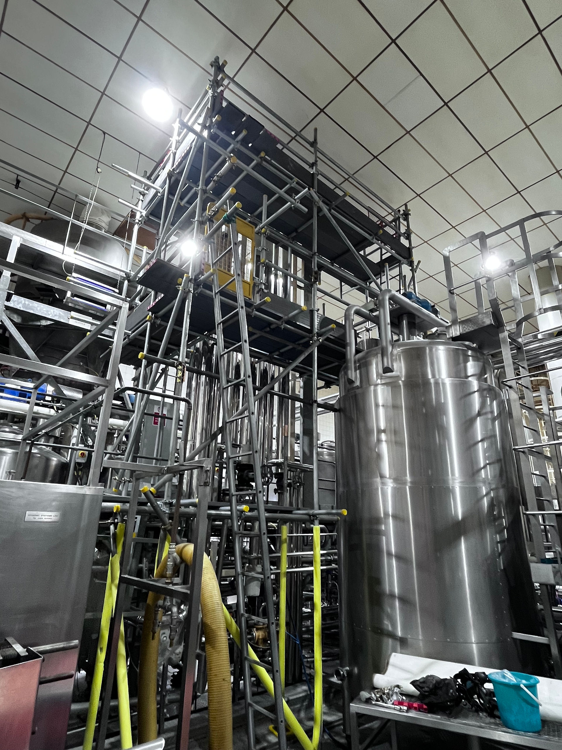 Clean and hygienic scaffolding materials used in live food production environment to maintain strict hygiene standards during scaffolding erection