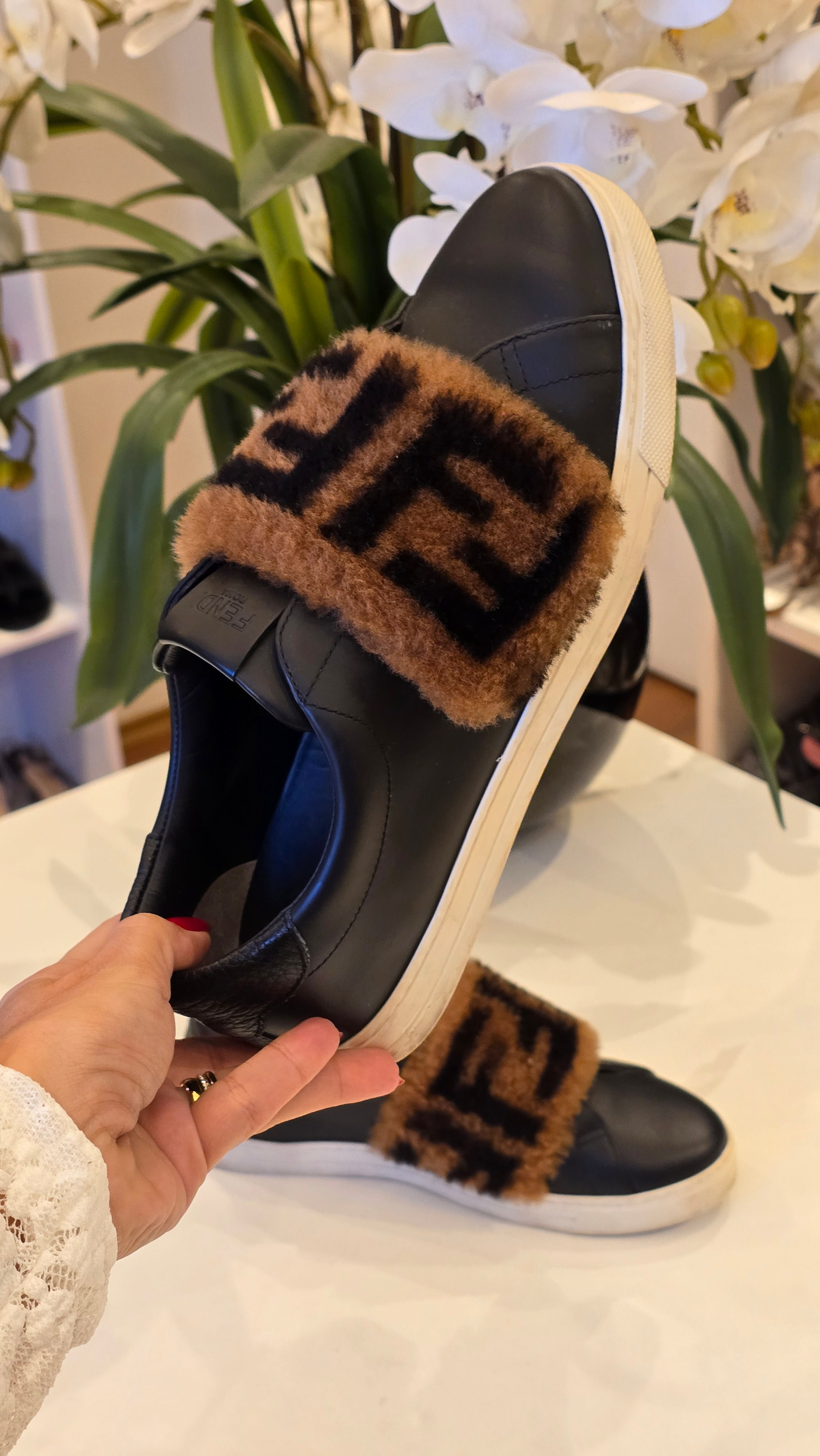 Tênis Fendi