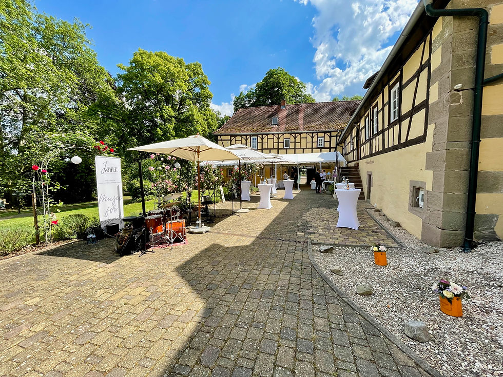 Schloss Mühlhausen Mühlacker, Jazzband, Sektempfang