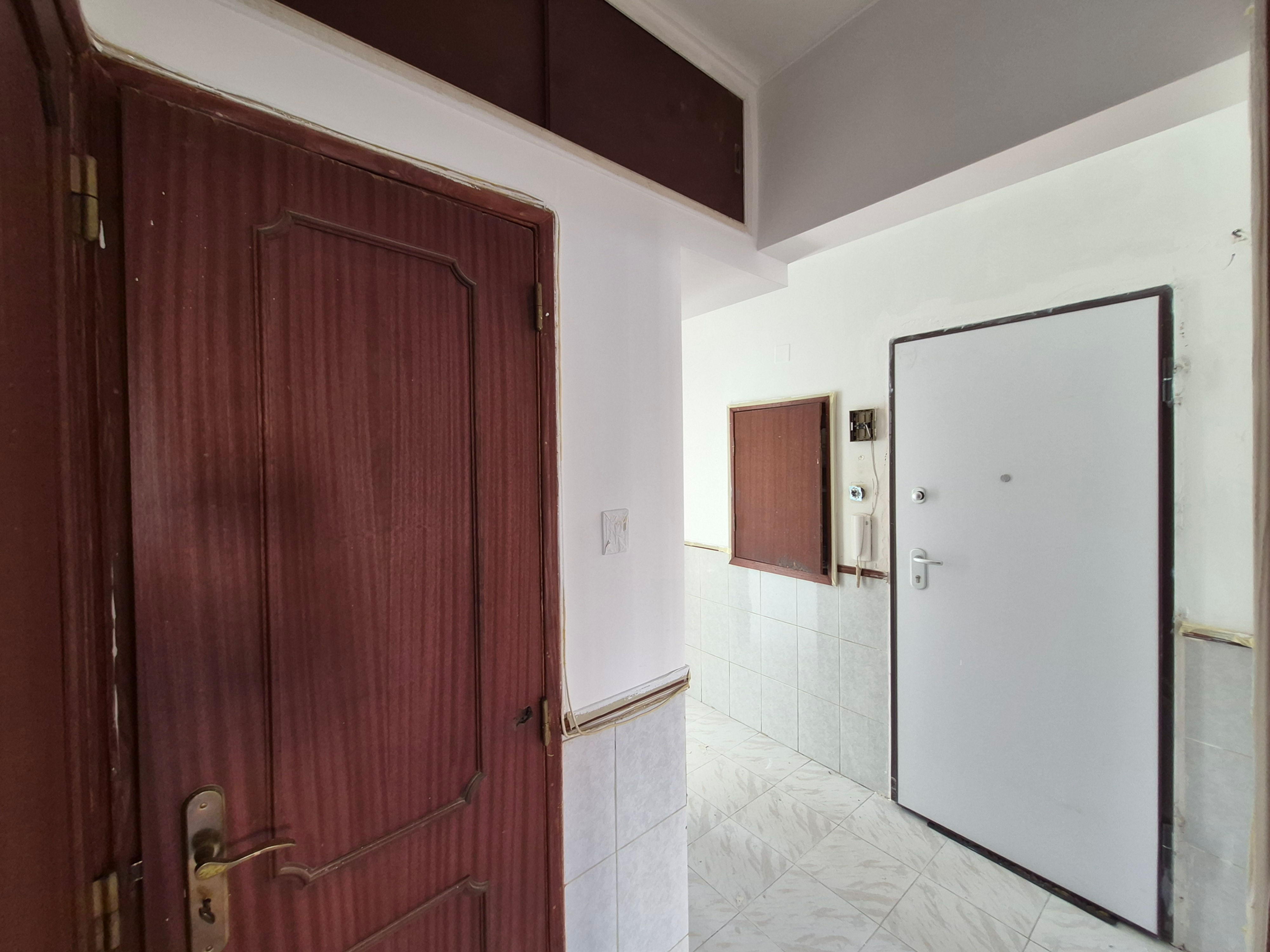 Apartamento T2 - Agualva (Ref. 405)