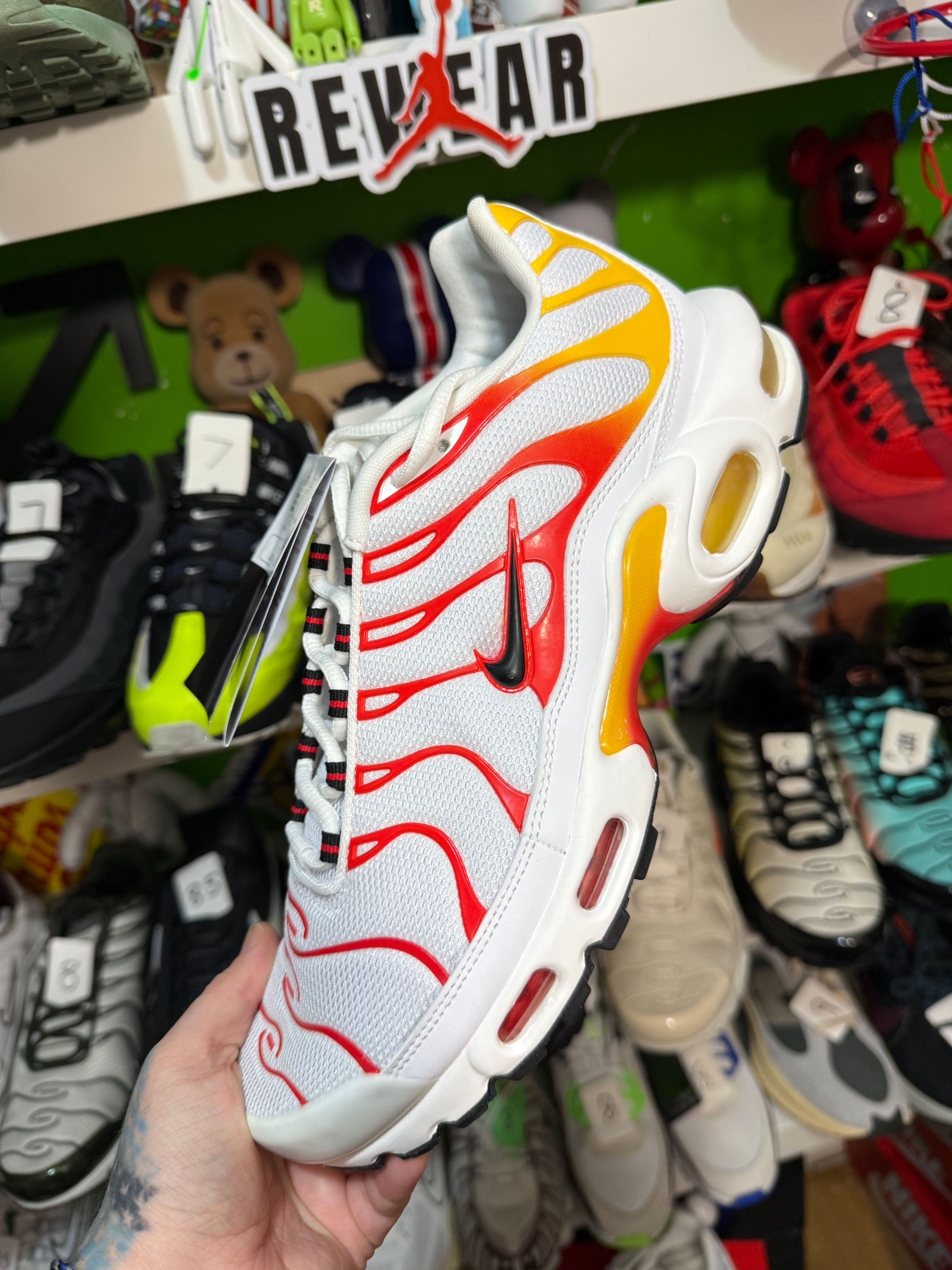 NEW NIKE TNS -8.5 U.K. 