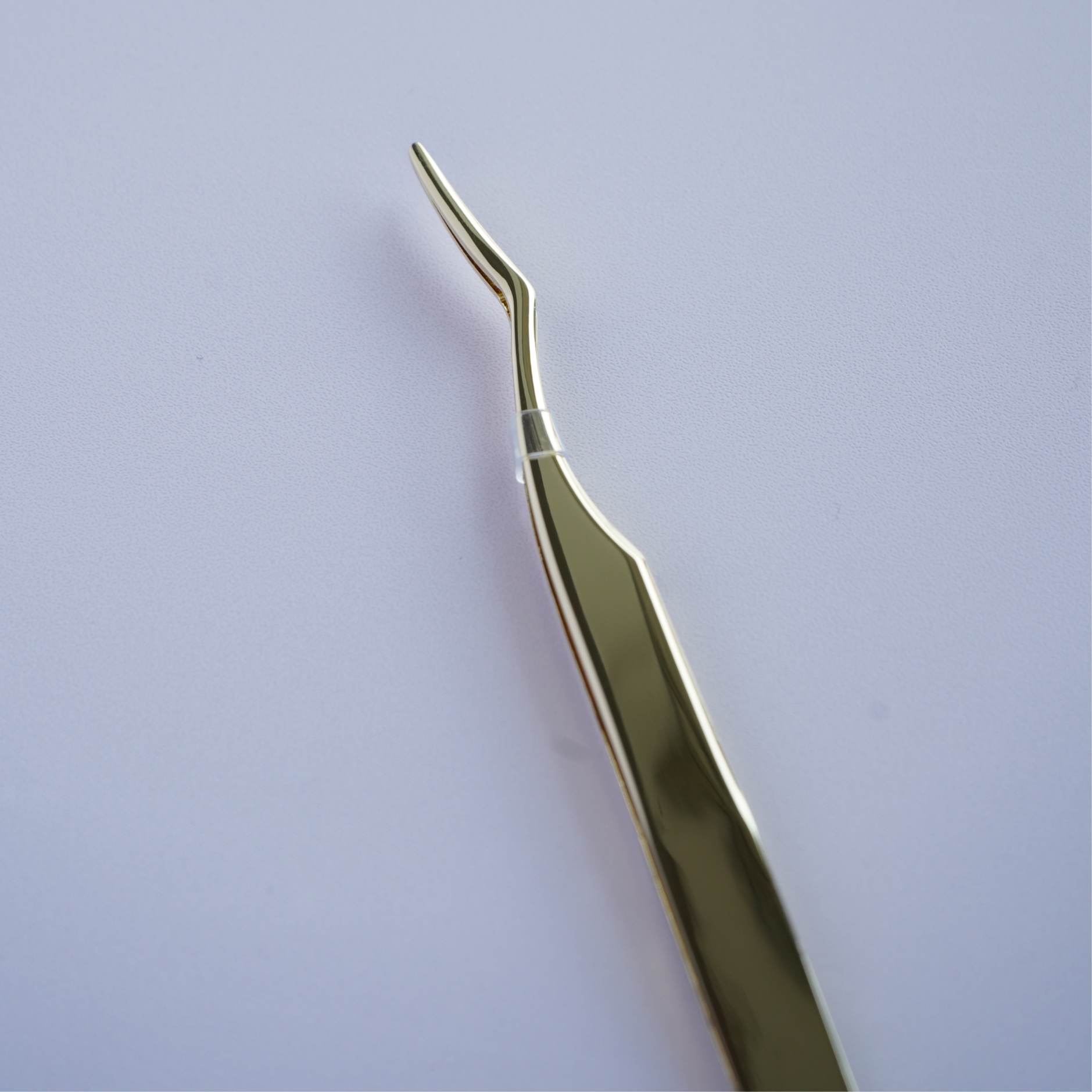 DIY Flat Lash Applicator Tweezer