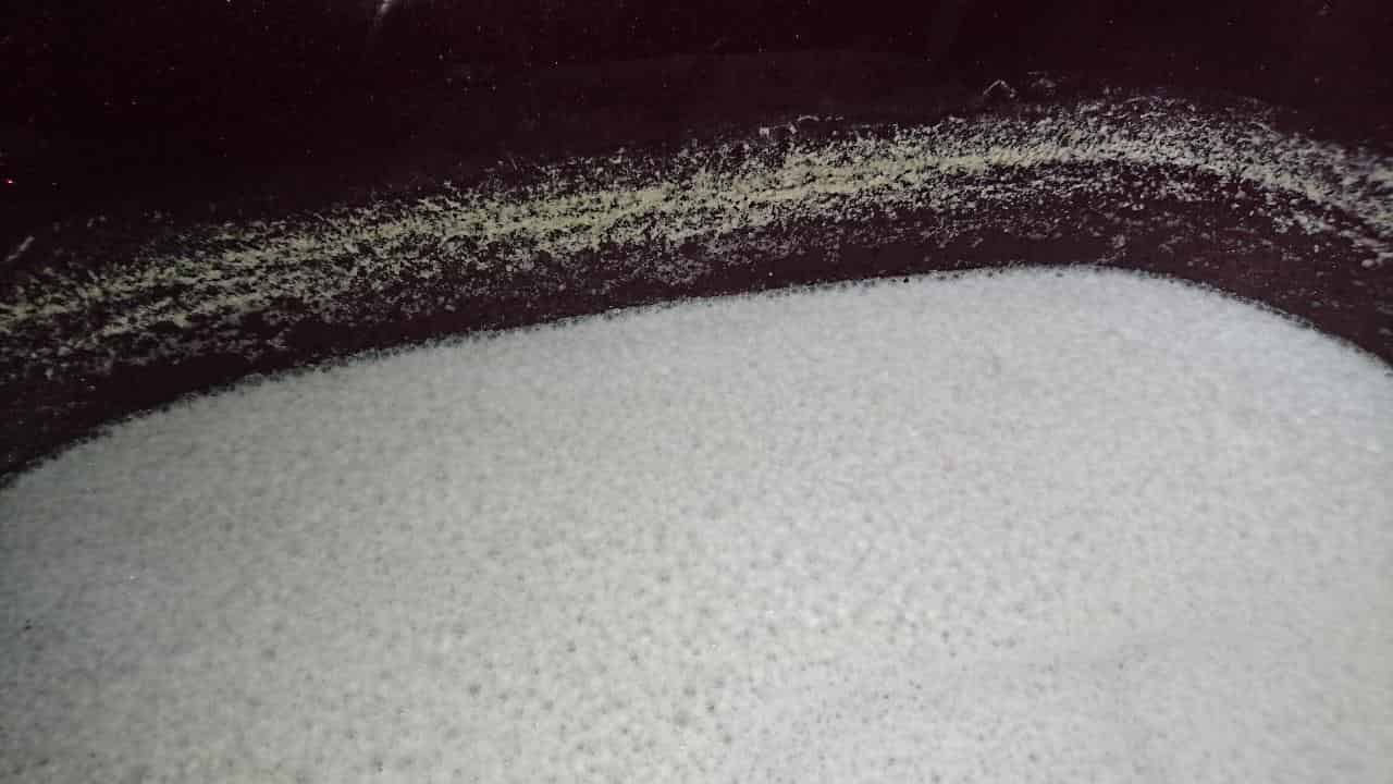 配管洗浄の汚れ