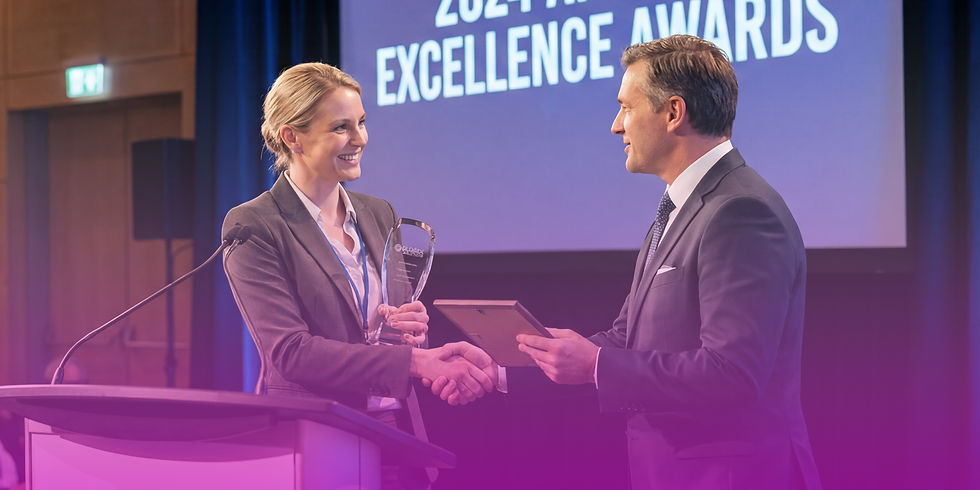 AI and facial recognition-supported personalized photo distribution at events