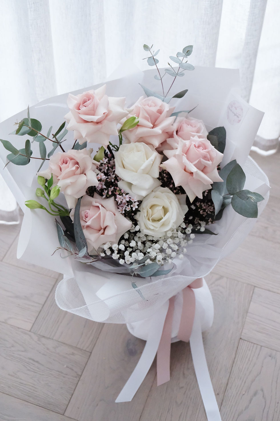 Thumbnail: Dusty Pink and White Extra Premium Roses