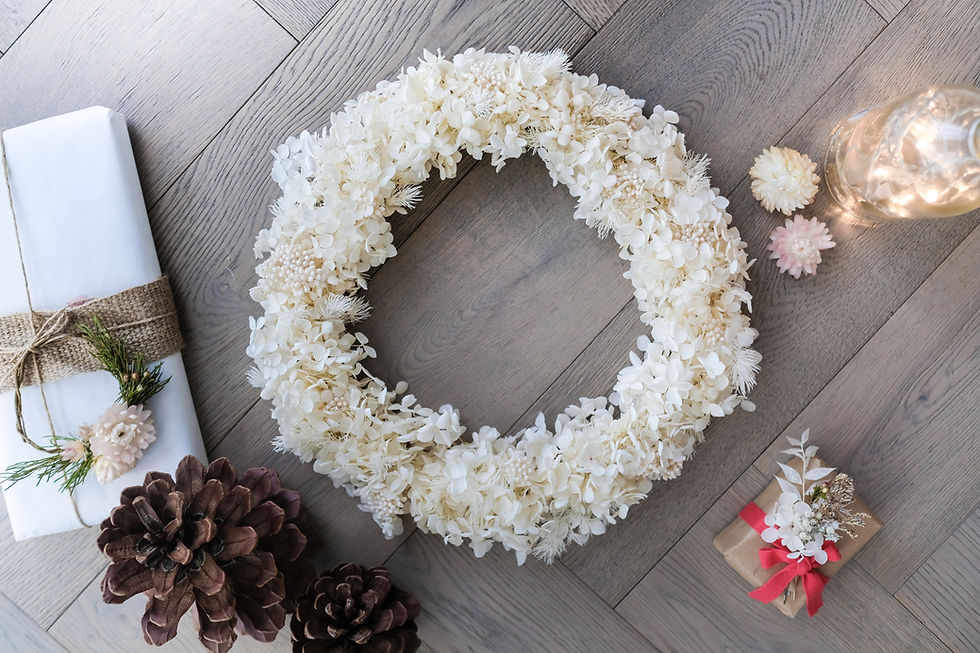 Thumbnail: Snowflake Wreath