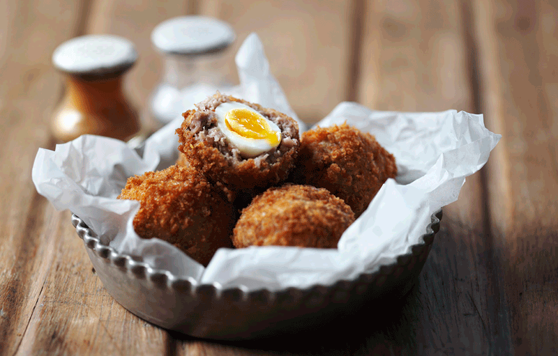 12Port2017STYLINGDeli-2-Quails-Scotch-Eggs