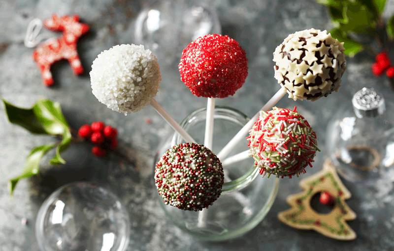 08Port2017STYLINGBBC-Christmas-Pudding-Cake-Pops-copy