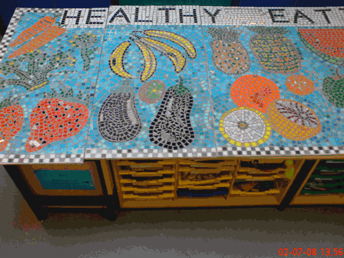South Grove Primary School / Healthy Eating Mosaic for Dining Hall