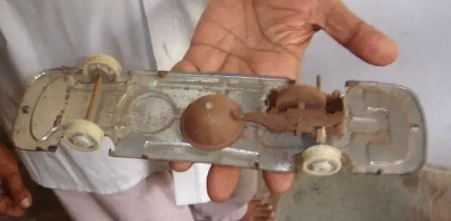 Thumbnail: INDIA - TIN TOY  JAPAN BUS  2 PARTS 1 PART HAS 3 TYRE WITH STAND 20.1/2" X 3"