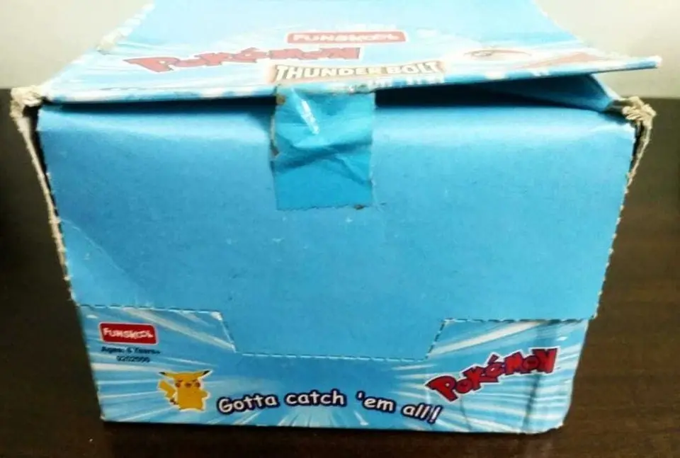 Thumbnail: INDIA POKEMON THUNDERBOLT SEALED TRADING CARD  BOX WITH 50 PACKS 2004