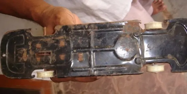 Thumbnail: INDIA - TIN TOY  JAPAN BUS  2 PARTS 1 PART HAS 3 TYRE WITH STAND 20.1/2" X 3"