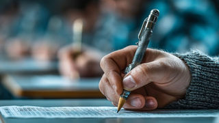 SAIR DO CASULO: UM VÔO INCERTO