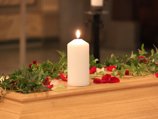 CORPOS EM CLOSE, ALMAS SEM FOCO