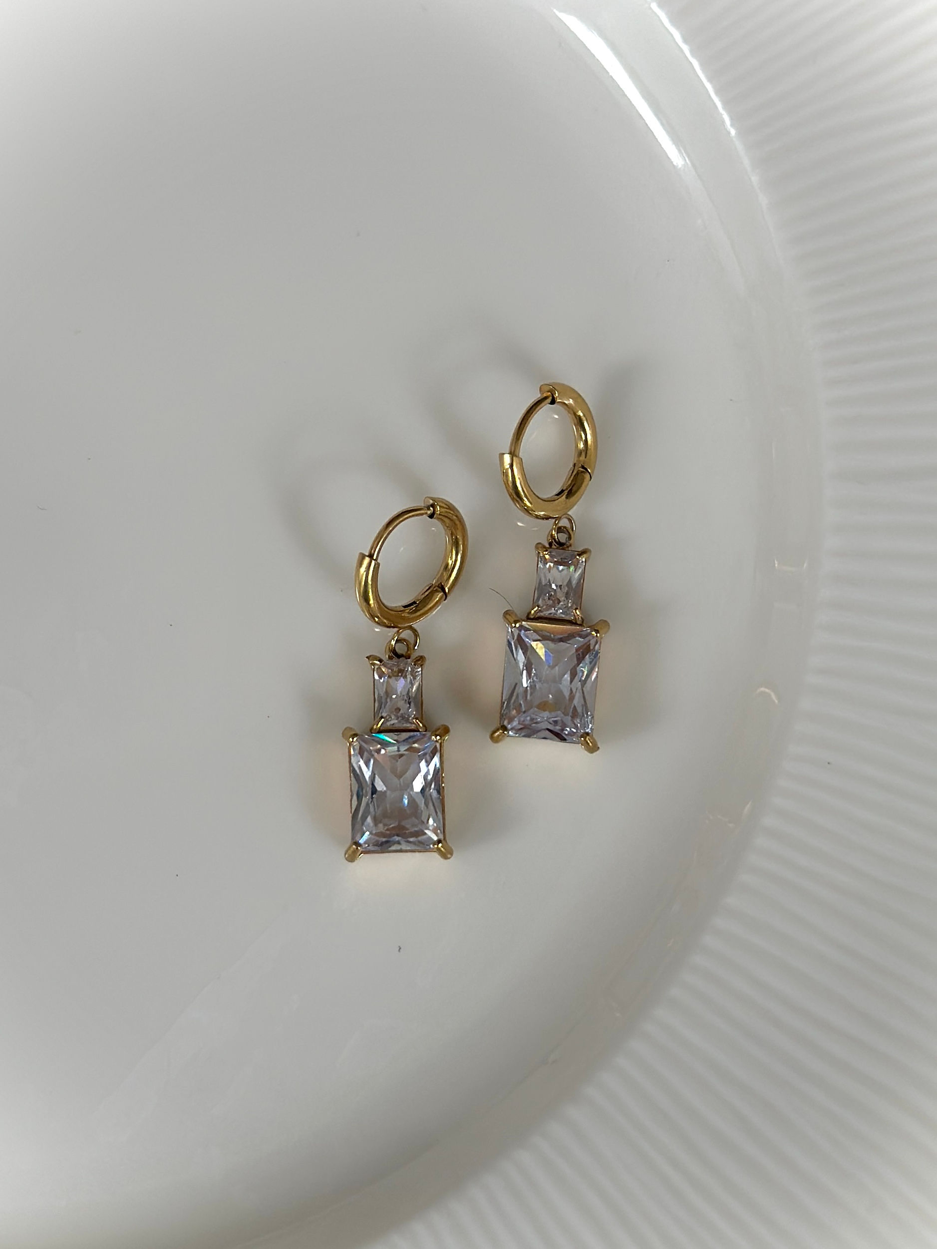 Olivia Crystal bloom earrings