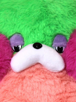 Plushie Love - PERIDOT WORM SNOOZLE | PIN NAP