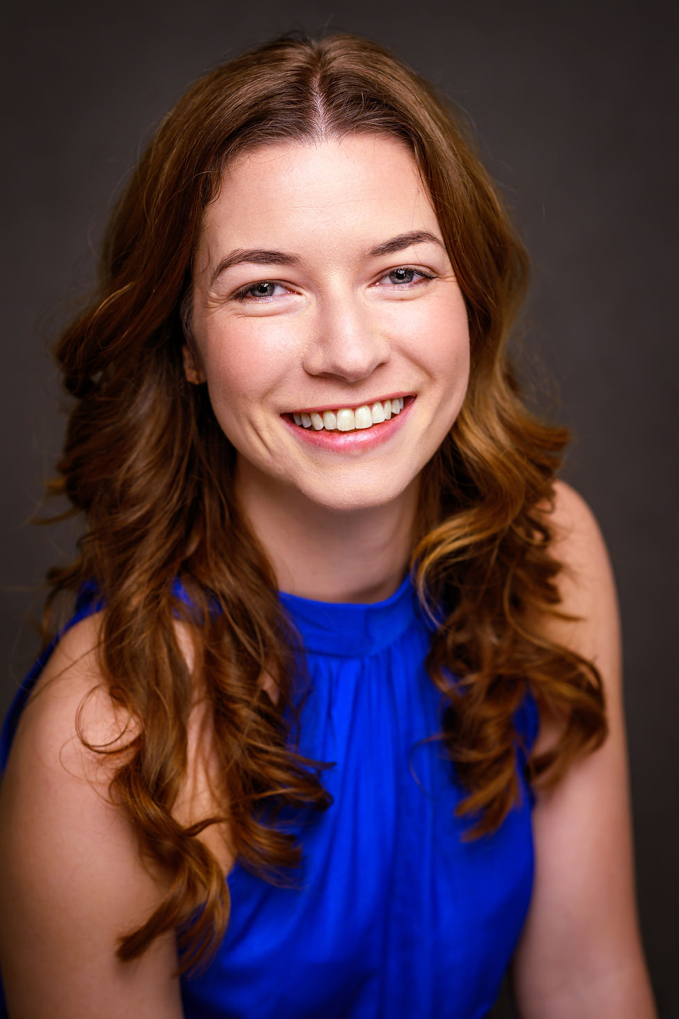 Tara Lynn Steele Headshot