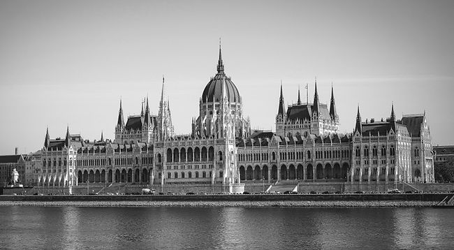 vue-du-parlement-Budapest.jpg