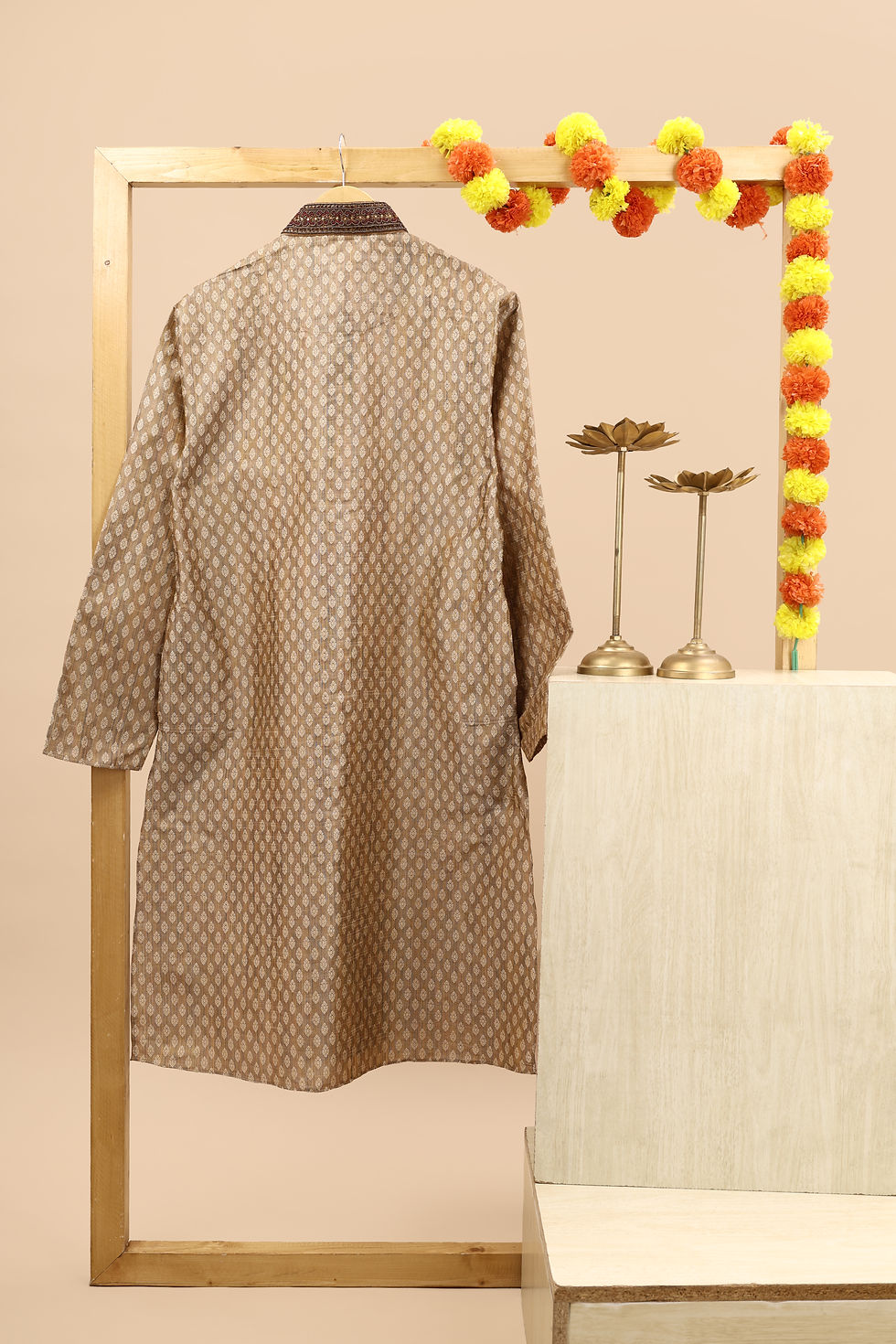 Thumbnail: MANYAVAR Golden Oak Embroidered Men's Kurta(S)